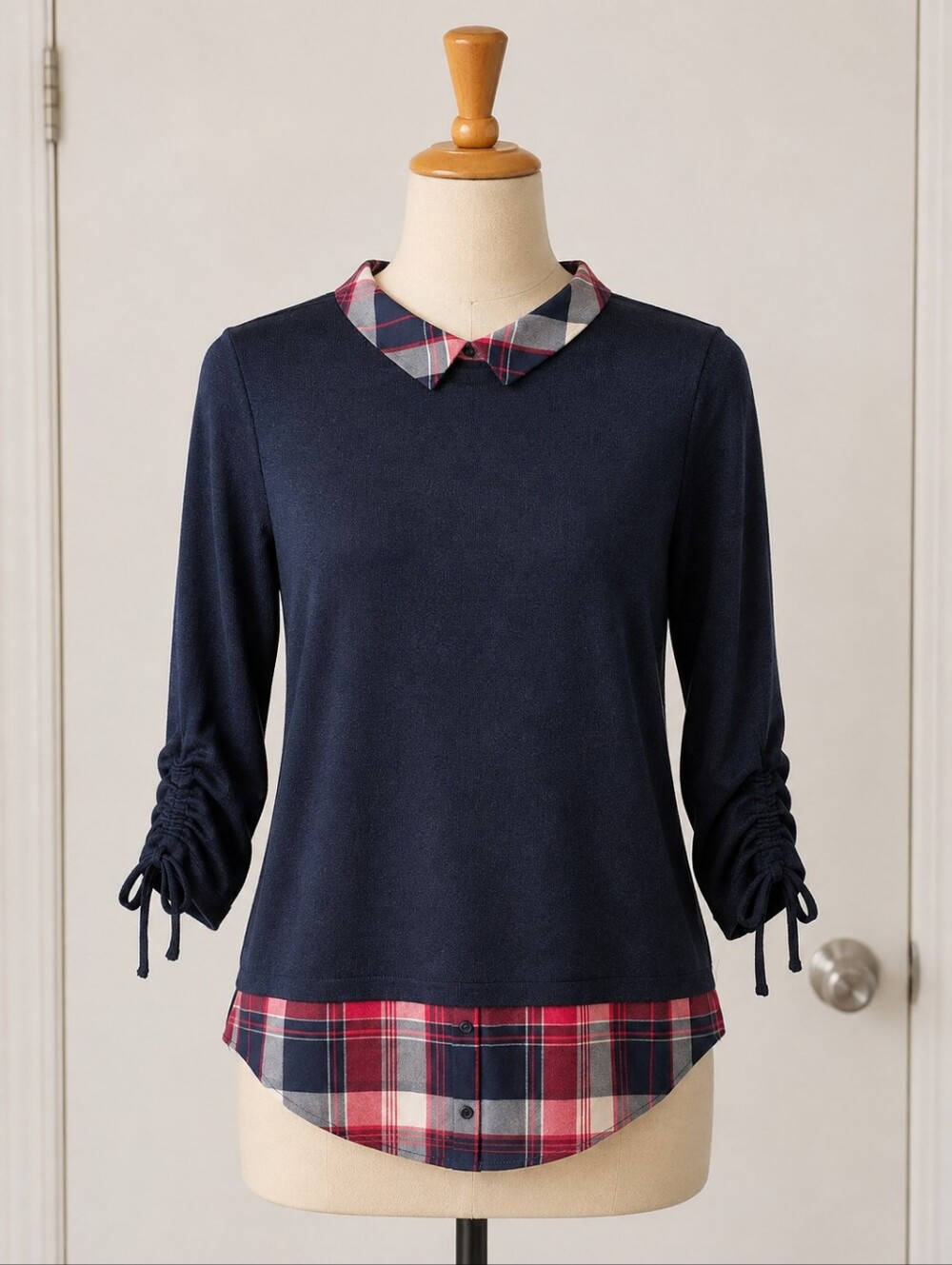 Suzy Shier Plaid Layered Look Ruched Sleeve Top – Size Medium